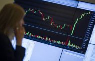 Фондовые торги в России открылись в минусе