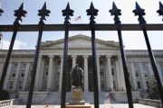 Как и почему Россия сокращает или увеличивает вложения в госдолг США